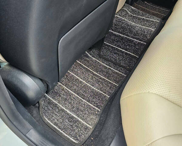 Сірий Мерседес Ц-Клас, об'ємом двигуна 1.95 л та пробігом 123 тис. км за 26950 $, фото 10 на Automoto.ua