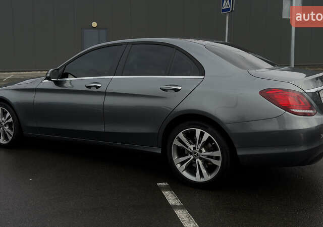 Сірий Мерседес Ц-Клас, об'ємом двигуна 1.99 л та пробігом 35 тис. км за 27500 $, фото 5 на Automoto.ua