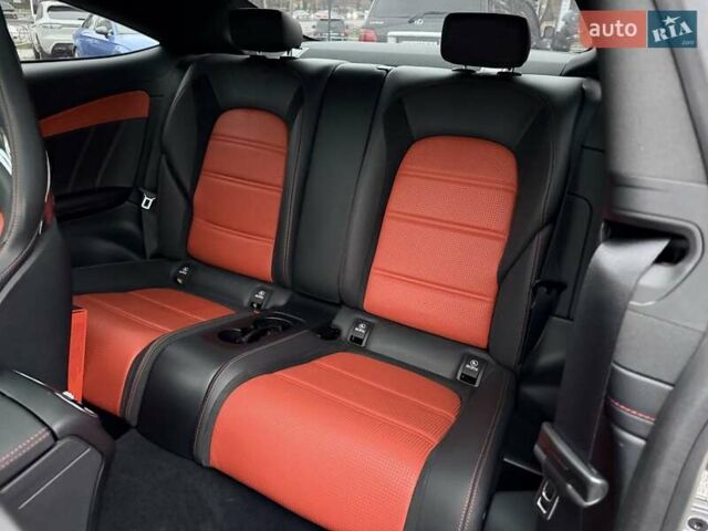 Серый Мерседес Ц-Класс, объемом двигателя 3.98 л и пробегом 57 тыс. км за 63500 $, фото 30 на Automoto.ua