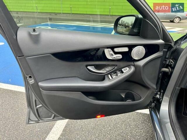 Сірий Мерседес Ц-Клас, об'ємом двигуна 1.99 л та пробігом 35 тис. км за 26900 $, фото 35 на Automoto.ua