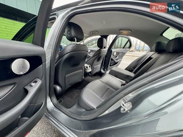 Сірий Мерседес Ц-Клас, об'ємом двигуна 1.99 л та пробігом 35 тис. км за 26900 $, фото 38 на Automoto.ua