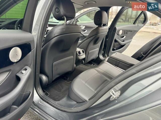 Сірий Мерседес Ц-Клас, об'ємом двигуна 1.99 л та пробігом 35 тис. км за 26900 $, фото 37 на Automoto.ua