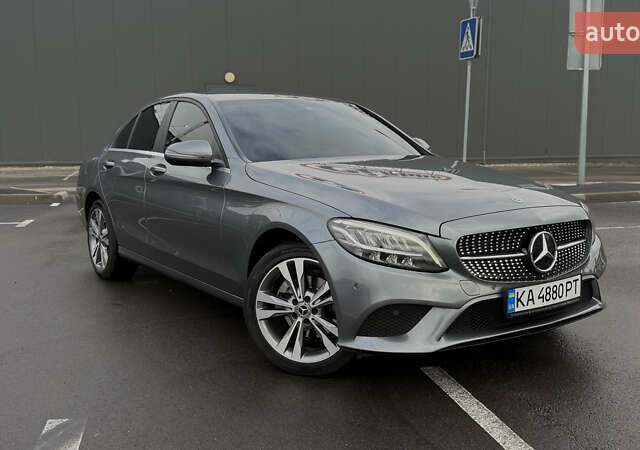 Сірий Мерседес Ц-Клас, об'ємом двигуна 1.99 л та пробігом 35 тис. км за 27500 $, фото 2 на Automoto.ua