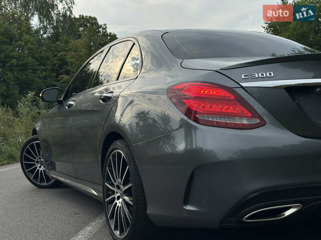 Серый Мерседес Ц-Класс, объемом двигателя 1.95 л и пробегом 85 тыс. км за 26700 $, фото 8 на Automoto.ua