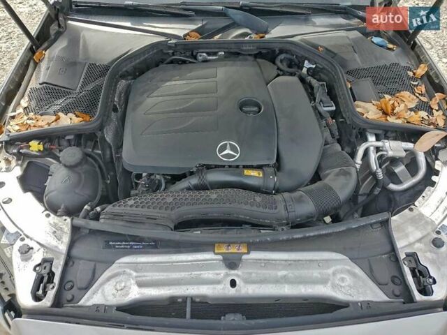 Серый Мерседес Ц-Класс, объемом двигателя 0 л и пробегом 100 тыс. км за 6700 $, фото 10 на Automoto.ua