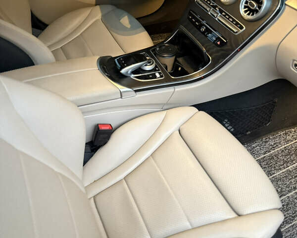 Сірий Мерседес Ц-Клас, об'ємом двигуна 1.95 л та пробігом 123 тис. км за 26950 $, фото 76 на Automoto.ua