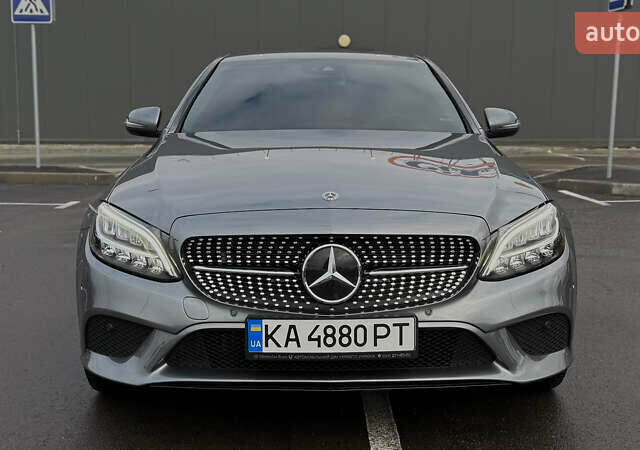 Сірий Мерседес Ц-Клас, об'ємом двигуна 1.99 л та пробігом 35 тис. км за 27500 $, фото 1 на Automoto.ua