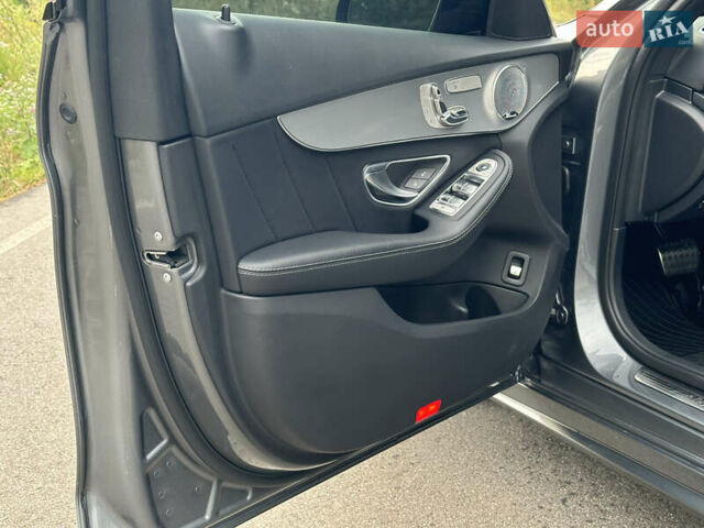 Серый Мерседес Ц-Класс, объемом двигателя 1.95 л и пробегом 85 тыс. км за 26700 $, фото 18 на Automoto.ua