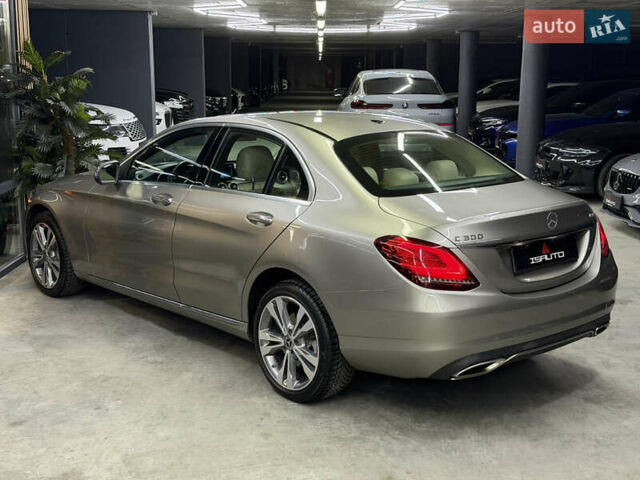 Серый Мерседес Ц-Класс, объемом двигателя 1.99 л и пробегом 60 тыс. км за 28900 $, фото 9 на Automoto.ua