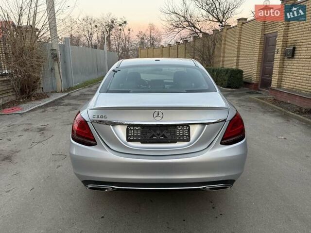 Серый Мерседес Ц-Класс, объемом двигателя 1.99 л и пробегом 37 тыс. км за 25500 $, фото 9 на Automoto.ua
