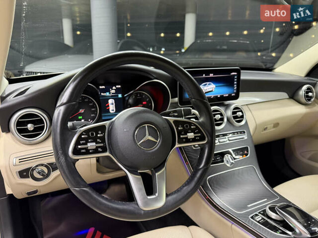 Серый Мерседес Ц-Класс, объемом двигателя 1.99 л и пробегом 60 тыс. км за 28900 $, фото 24 на Automoto.ua