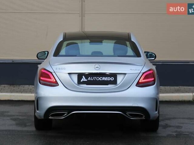 Серый Мерседес Ц-Класс, объемом двигателя 1.99 л и пробегом 94 тыс. км за 29900 $, фото 6 на Automoto.ua