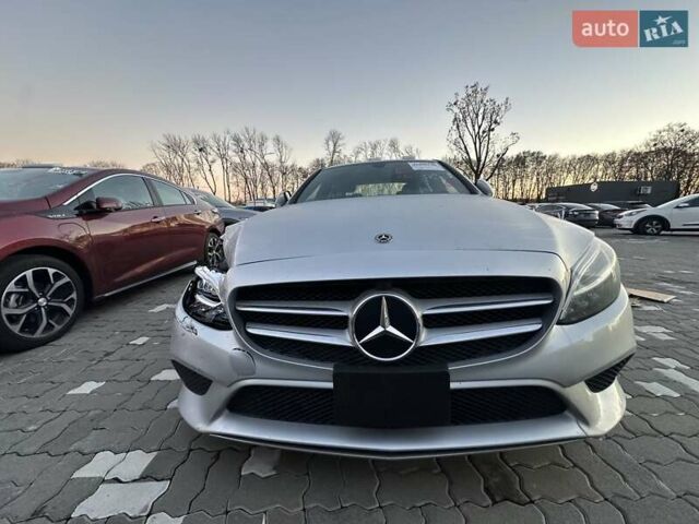Сірий Мерседес Ц-Клас, об'ємом двигуна 1.99 л та пробігом 118 тис. км за 16726 $, фото 1 на Automoto.ua
