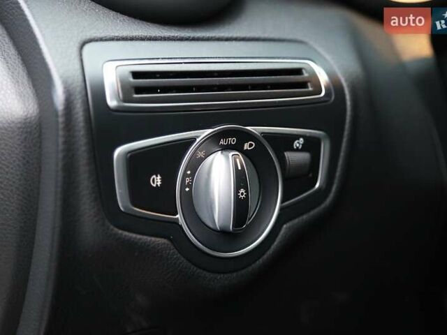 Серый Мерседес Ц-Класс, объемом двигателя 1.99 л и пробегом 94 тыс. км за 29900 $, фото 36 на Automoto.ua