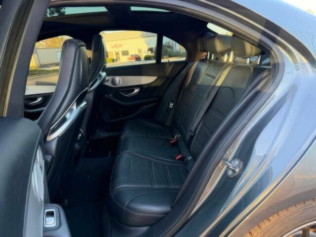 Серый Мерседес Ц-Класс, объемом двигателя 4 л и пробегом 32 тыс. км за 19900 $, фото 14 на Automoto.ua