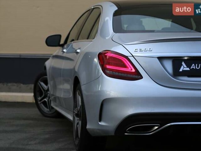 Серый Мерседес Ц-Класс, объемом двигателя 1.99 л и пробегом 94 тыс. км за 29900 $, фото 7 на Automoto.ua