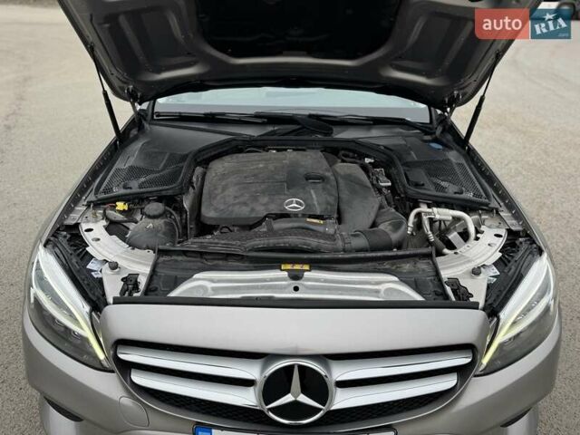 Серый Мерседес Ц-Класс, объемом двигателя 1.99 л и пробегом 97 тыс. км за 28300 $, фото 28 на Automoto.ua