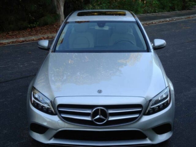 Серый Мерседес Ц-Класс, объемом двигателя 2 л и пробегом 35 тыс. км за 13000 $, фото 1 на Automoto.ua