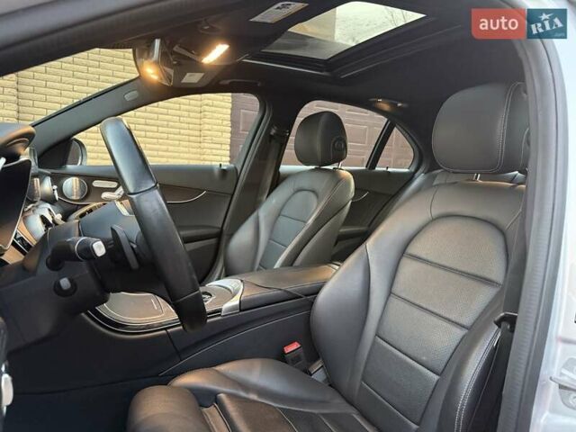 Серый Мерседес Ц-Класс, объемом двигателя 1.99 л и пробегом 37 тыс. км за 25500 $, фото 25 на Automoto.ua