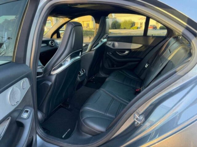 Серый Мерседес Ц-Класс, объемом двигателя 4 л и пробегом 32 тыс. км за 19900 $, фото 15 на Automoto.ua