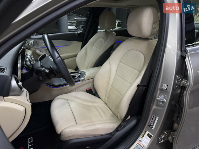 Серый Мерседес Ц-Класс, объемом двигателя 1.99 л и пробегом 60 тыс. км за 28900 $, фото 18 на Automoto.ua