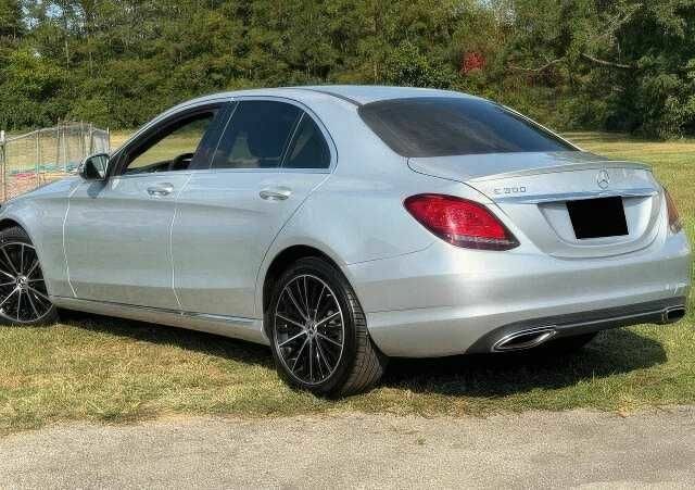 Сірий Мерседес Ц-Клас, об'ємом двигуна 0 л та пробігом 89 тис. км за 13900 $, фото 4 на Automoto.ua