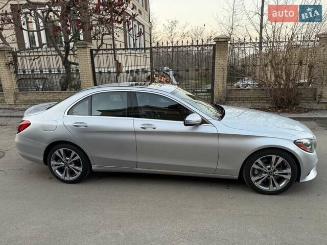 Серый Мерседес Ц-Класс, объемом двигателя 1.99 л и пробегом 37 тыс. км за 25500 $, фото 6 на Automoto.ua