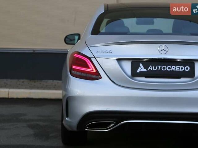 Серый Мерседес Ц-Класс, объемом двигателя 1.99 л и пробегом 94 тыс. км за 29900 $, фото 8 на Automoto.ua