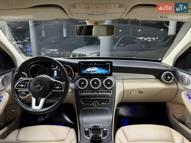 Серый Мерседес Ц-Класс, объемом двигателя 1.99 л и пробегом 60 тыс. км за 28900 $, фото 25 на Automoto.ua