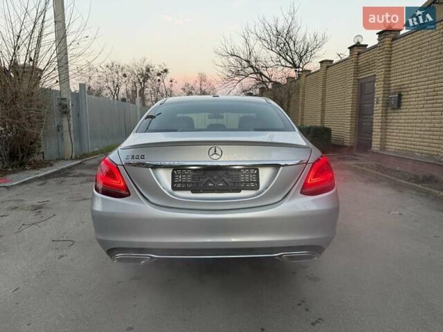 Серый Мерседес Ц-Класс, объемом двигателя 1.99 л и пробегом 37 тыс. км за 25500 $, фото 39 на Automoto.ua