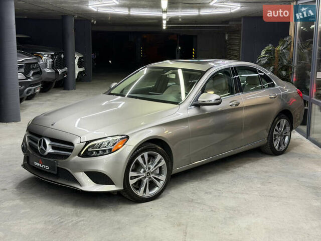 Серый Мерседес Ц-Класс, объемом двигателя 1.99 л и пробегом 60 тыс. км за 28900 $, фото 5 на Automoto.ua