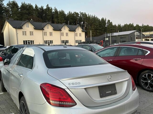 Серый Мерседес Ц-Класс, объемом двигателя 2 л и пробегом 118 тыс. км за 16726 $, фото 8 на Automoto.ua