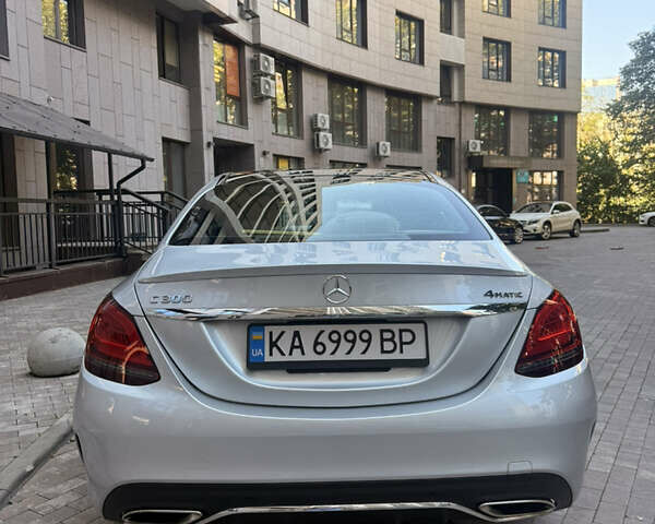 Мерседес Ц-Клас 2019 у Києві на Automoto.ua Сірий Мерседес Ц-Клас, об'ємом двигуна 1.99 л та пробігом 94 тис. км за 29500 $, фото 1 на Automoto.ua