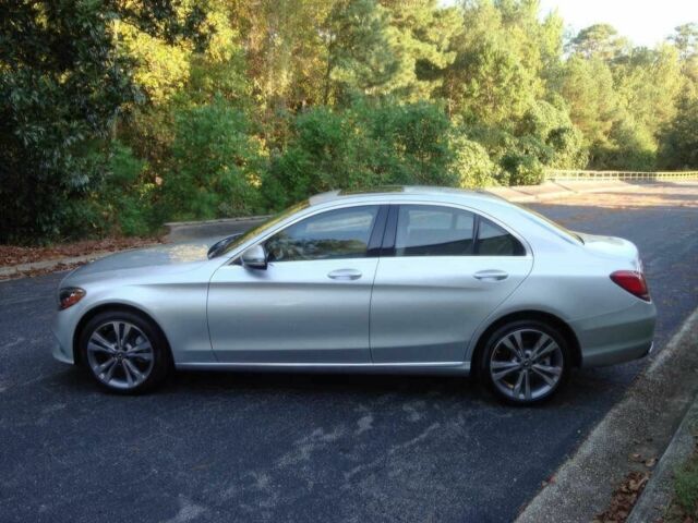 Серый Мерседес Ц-Класс, объемом двигателя 2 л и пробегом 35 тыс. км за 13000 $, фото 4 на Automoto.ua