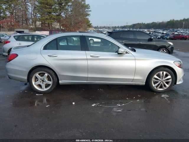 Сірий Мерседес Ц-Клас, об'ємом двигуна 2 л та пробігом 61 тис. км за 4100 $, фото 5 на Automoto.ua