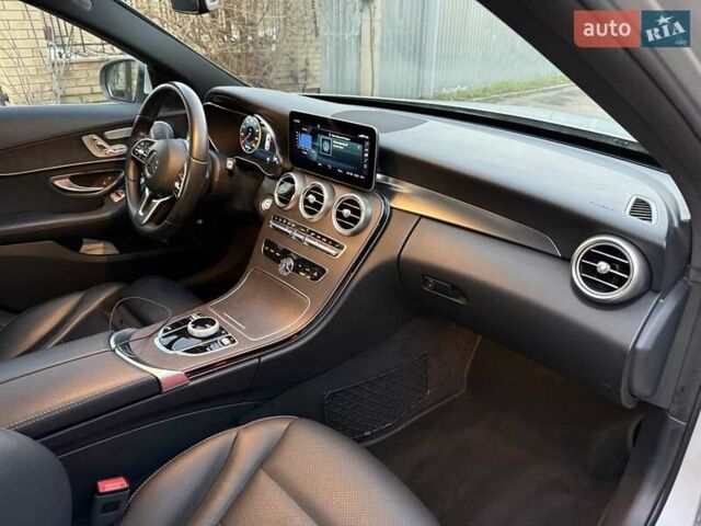 Серый Мерседес Ц-Класс, объемом двигателя 1.99 л и пробегом 37 тыс. км за 25500 $, фото 29 на Automoto.ua