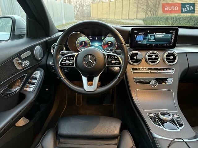 Серый Мерседес Ц-Класс, объемом двигателя 1.99 л и пробегом 37 тыс. км за 25500 $, фото 17 на Automoto.ua