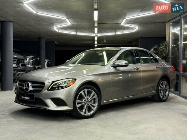 Серый Мерседес Ц-Класс, объемом двигателя 1.99 л и пробегом 60 тыс. км за 28900 $, фото 6 на Automoto.ua