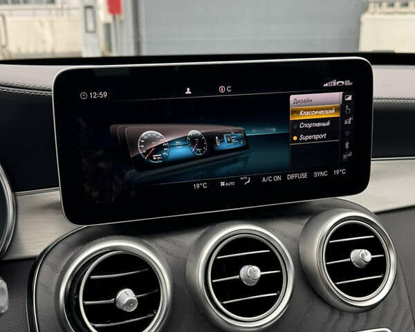 Серый Мерседес Ц-Класс, объемом двигателя 3.98 л и пробегом 56 тыс. км за 50000 $, фото 10 на Automoto.ua