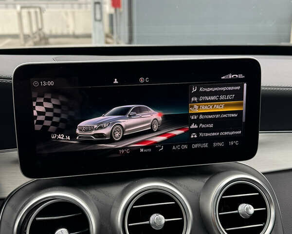 Серый Мерседес Ц-Класс, объемом двигателя 3.98 л и пробегом 56 тыс. км за 50000 $, фото 12 на Automoto.ua