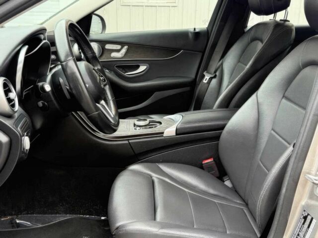 Серый Мерседес Ц-Класс, объемом двигателя 2 л и пробегом 50 тыс. км за 12000 $, фото 20 на Automoto.ua