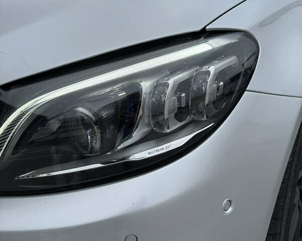 Серый Мерседес Ц-Класс, объемом двигателя 3.98 л и пробегом 56 тыс. км за 50000 $, фото 7 на Automoto.ua