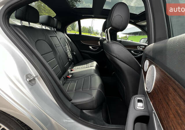 Мерседес Ц-Клас 2020 у Києві на Automoto.ua Сірий Мерседес Ц-Клас, об'ємом двигуна 2 л та пробігом 32 тис. км за 31500 $, фото 28 на Automoto.ua