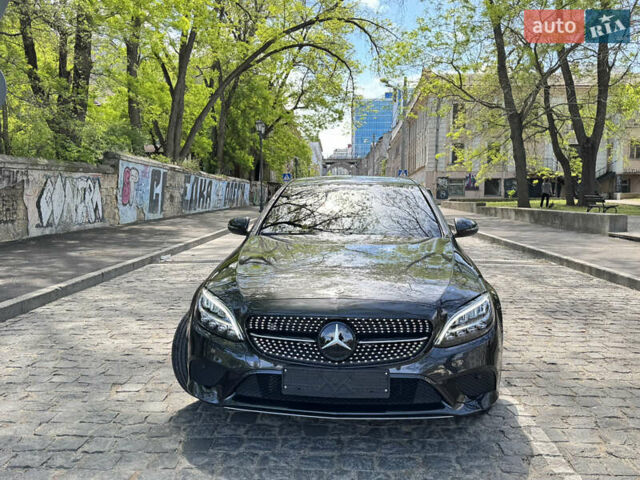 Сірий Мерседес Ц-Клас, об'ємом двигуна 2 л та пробігом 51 тис. км за 30500 $, фото 3 на Automoto.ua