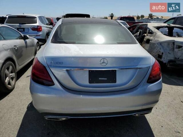 Серый Мерседес Ц-Класс, объемом двигателя 1.99 л и пробегом 3 тыс. км за 9000 $, фото 5 на Automoto.ua