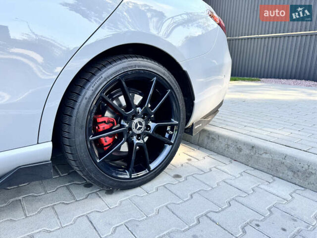 Серый Мерседес Ц-Класс, объемом двигателя 1.99 л и пробегом 55 тыс. км за 52000 $, фото 2 на Automoto.ua