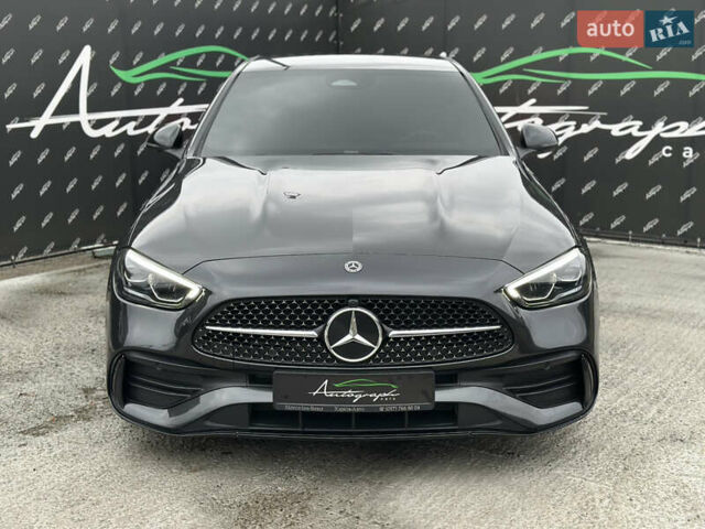 Серый Мерседес Ц-Класс, объемом двигателя 1.5 л и пробегом 97 тыс. км за 42500 $, фото 2 на Automoto.ua