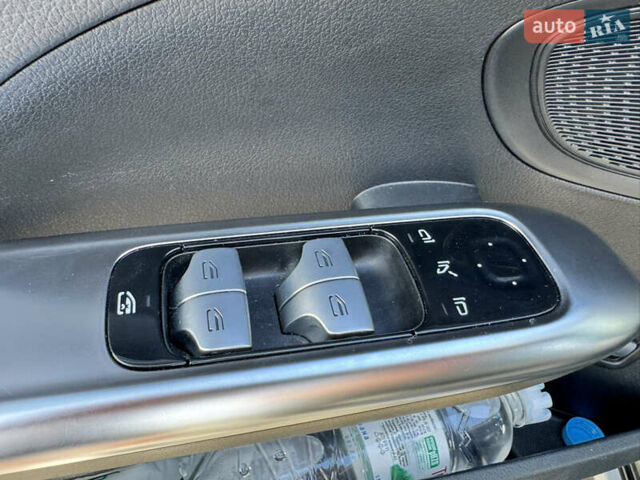 Серый Мерседес Ц-Класс, объемом двигателя 1.99 л и пробегом 55 тыс. км за 52000 $, фото 18 на Automoto.ua