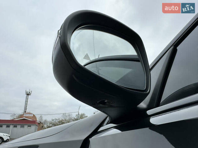 Серый Мерседес Ц-Класс, объемом двигателя 1.5 л и пробегом 97 тыс. км за 42500 $, фото 32 на Automoto.ua