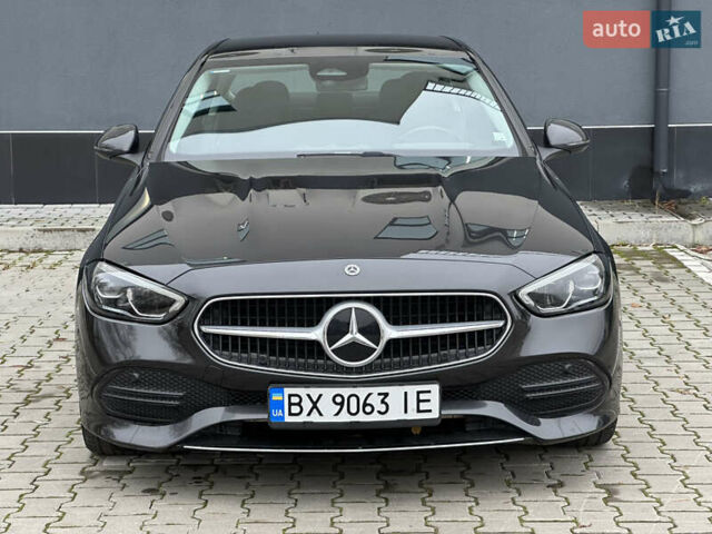 Серый Мерседес Ц-Класс, объемом двигателя 2 л и пробегом 170 тыс. км за 43900 $, фото 2 на Automoto.ua